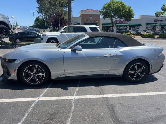 2025 Ford Mustang EcoBoost Premium