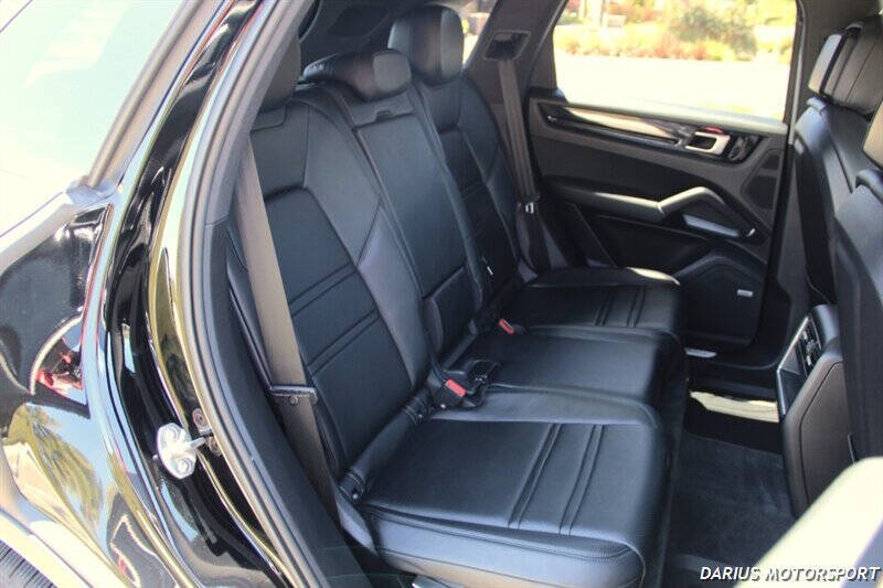 2019 Porsche Cayenne S