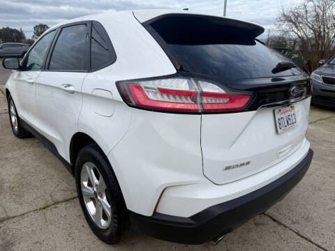 2020 Ford Edge SE