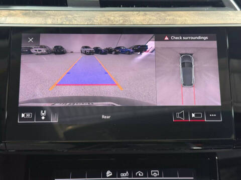 2019 Audi e-tron quattro Premium Plus