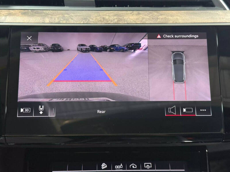 2019 Audi e-tron quattro Premium Plus