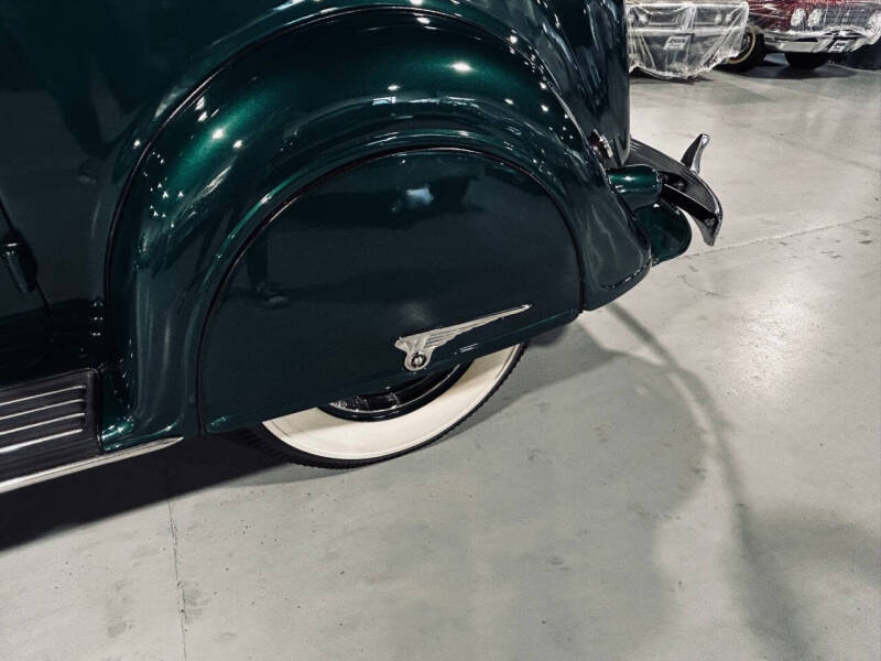1937 Chrysler Airflow