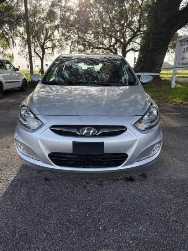 2012 Hyundai Accent SE