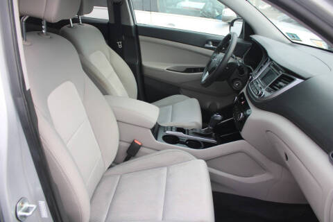 2016 Hyundai Tucson SE