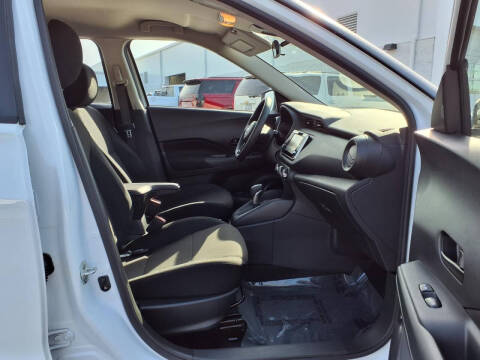 2025 Nissan Kicks Play S
