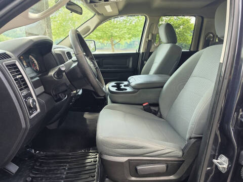 2017 RAM 1500 Express