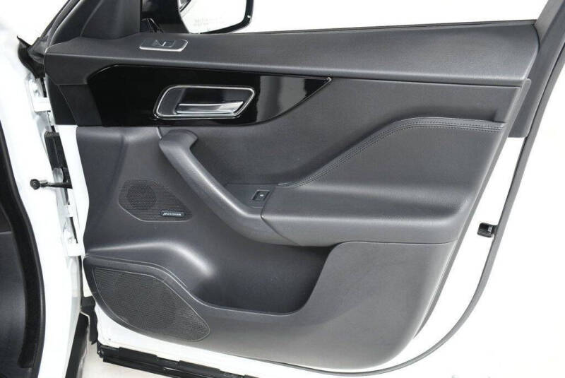 2020 Jaguar F-PACE 25t Premium