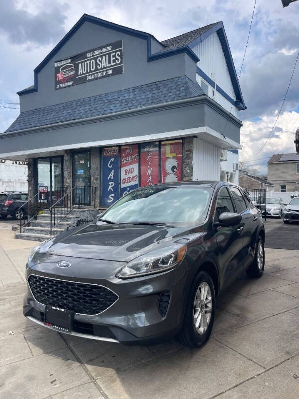 2020 Ford Escape SE