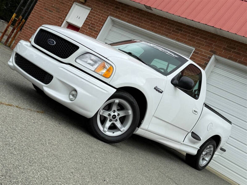 1999 Ford F-150 SVT Lightning
