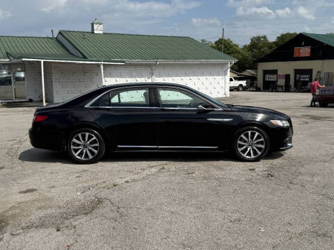 2017 Lincoln Continental Premiere