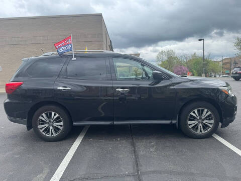 2017 Nissan Pathfinder S