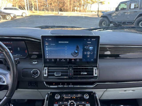 2023 Lincoln Navigator Black Label