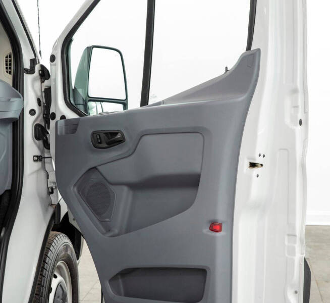 2015 Ford Transit 150