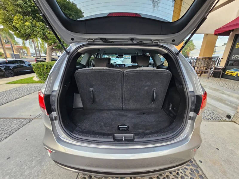 2018 Hyundai Santa Fe SE