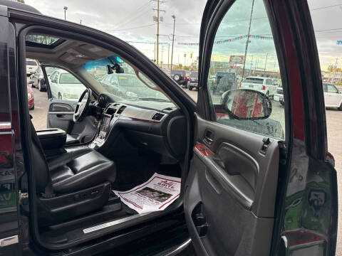 2012 Cadillac Escalade ESV Luxury