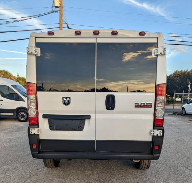 2017 RAM ProMaster 1500 136 WB