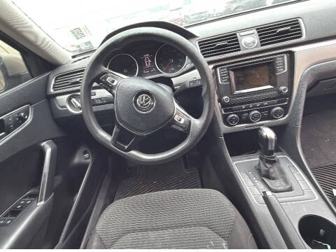2016 Volkswagen Passat 1.8T S