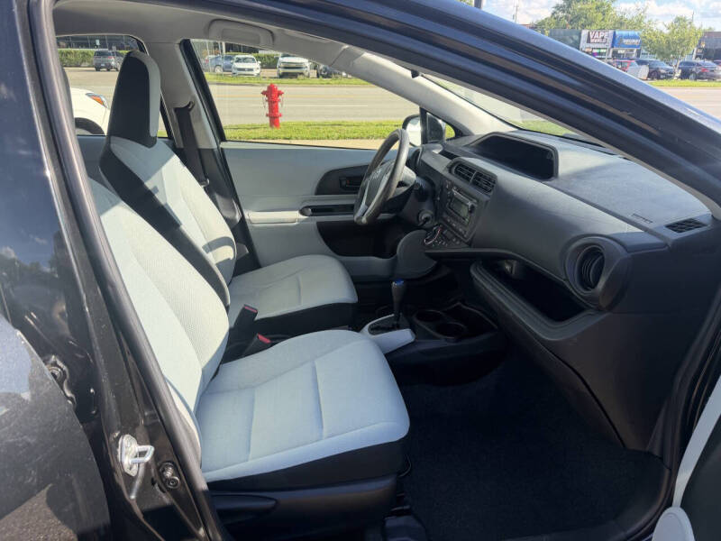 2014 Toyota Prius c One