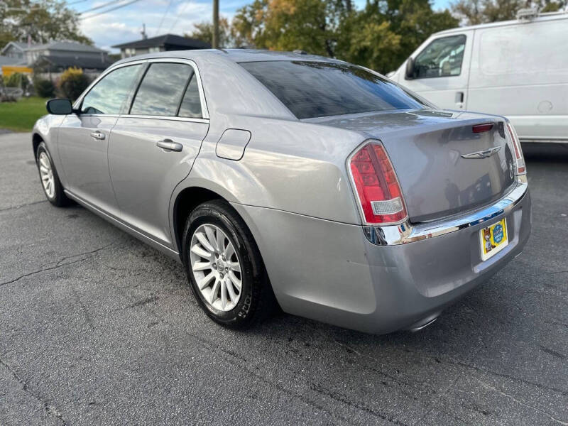 2014 Chrysler 300