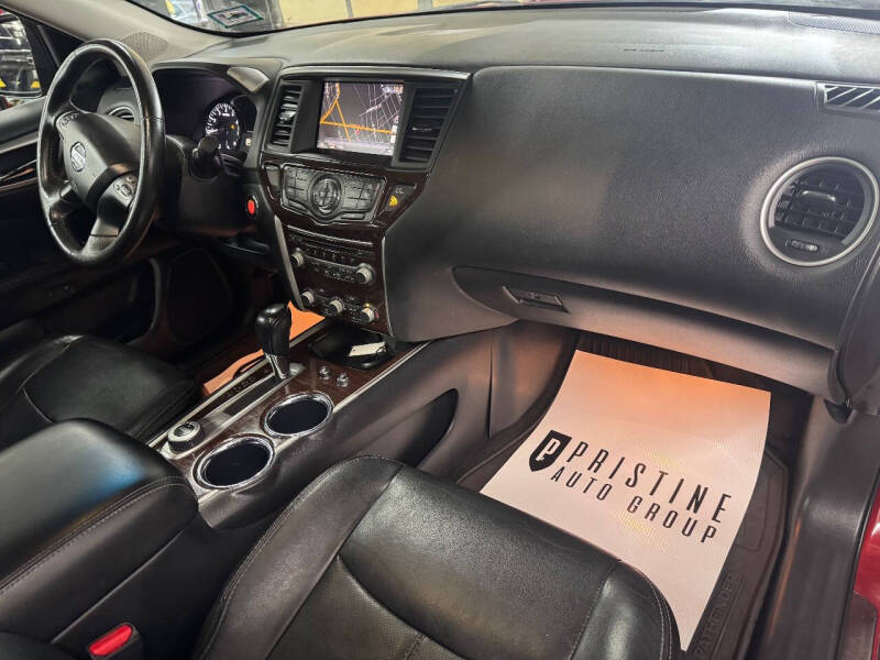 2013 Nissan Pathfinder Platinum