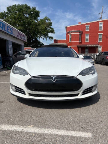 2014 Tesla Model S 85