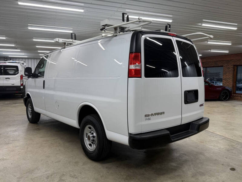 2023 GMC Savana 2500