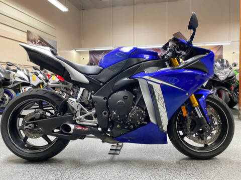 2011 Yamaha YZF-R1