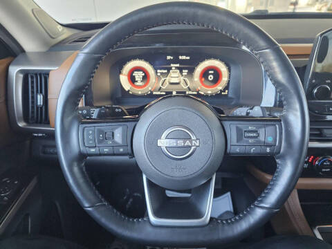 2022 Nissan Pathfinder Platinum