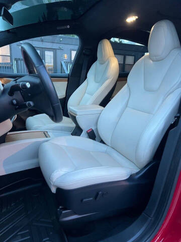 2020 Tesla Model X Long Range Plus