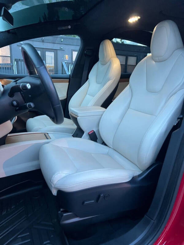 2020 Tesla Model X Long Range Plus