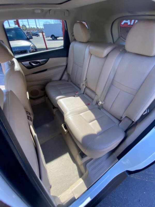 2015 Nissan Rogue SL