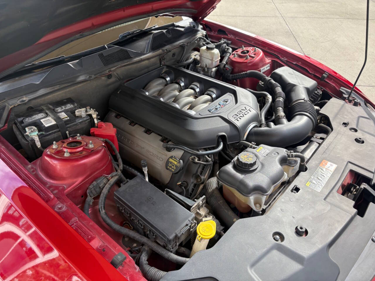 2011 Ford Mustang 38