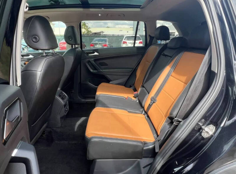 2018 Volkswagen Tiguan 2.0T SEL 4Motion