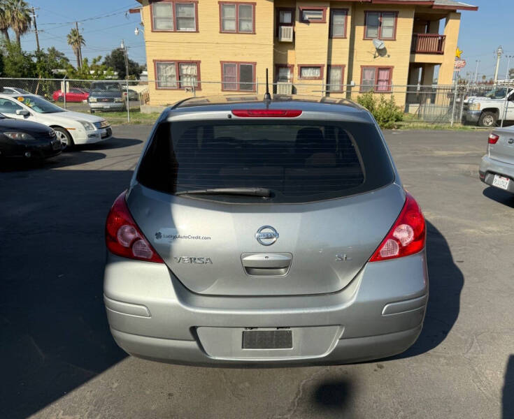2009 Nissan Versa 1.8 SL