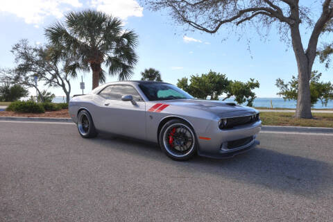 2015 Dodge Challenger SRT Hellcat
