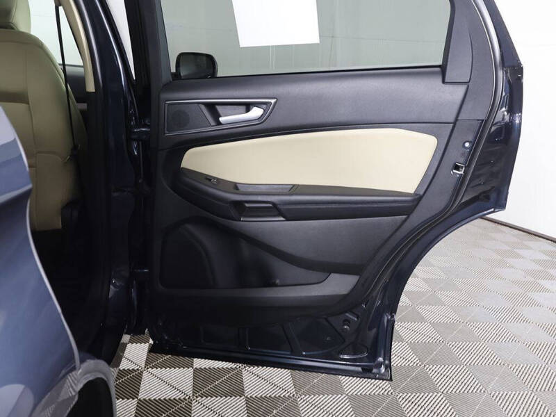2024 Ford Edge SE