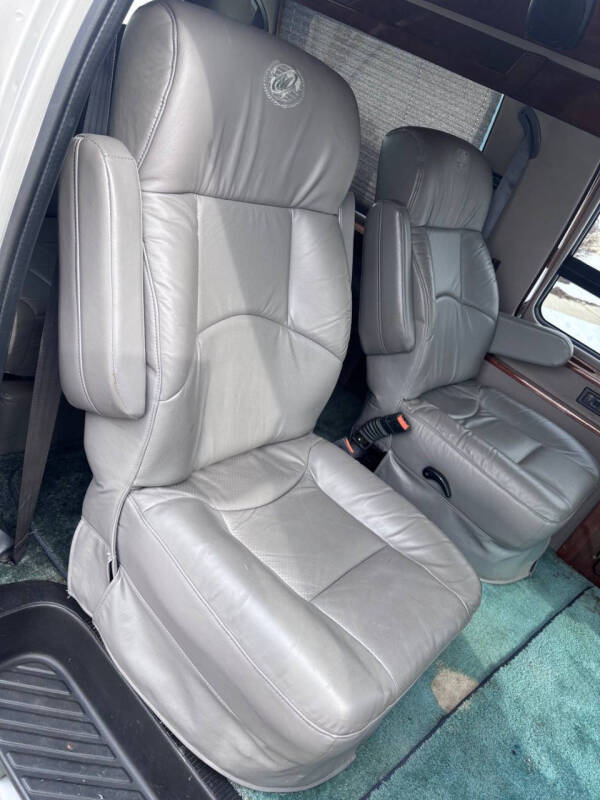 2000 Ford E-Series E-150