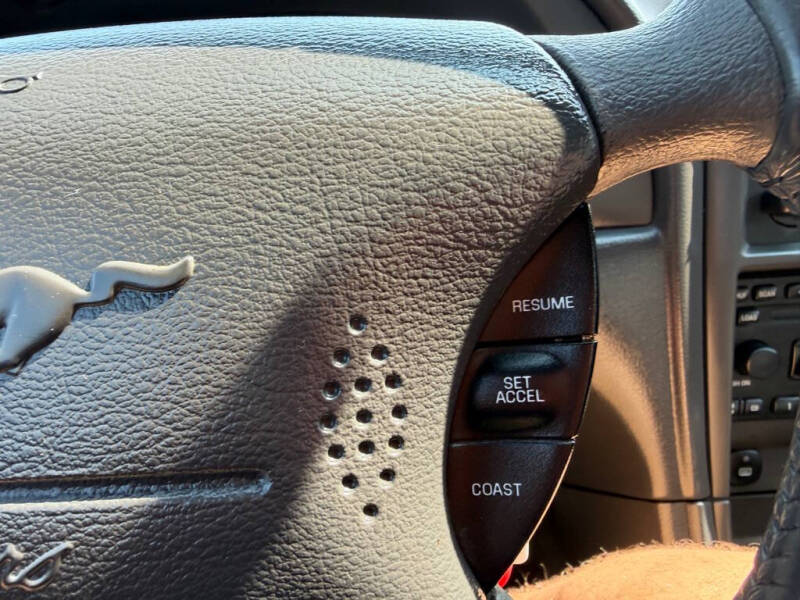 2002 Ford Mustang
