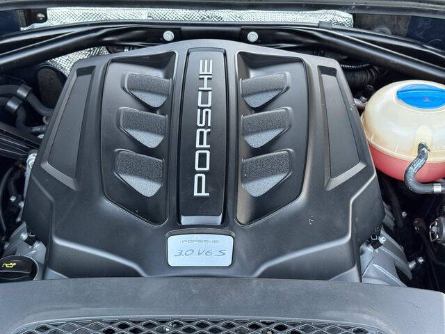 2017 Porsche Macan S