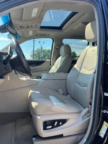 2015 Cadillac Escalade Luxury