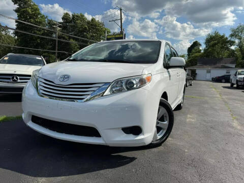 2016 Toyota Sienna for sale at Keystone Auto Group in Delran NJ