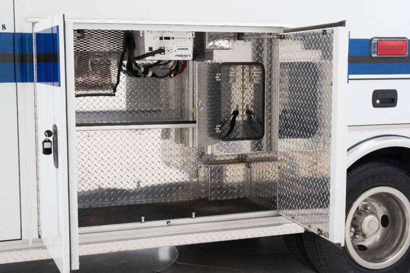 2010 Ford E-Series E-450 SD