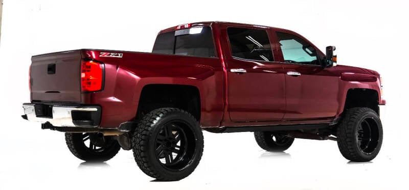 2014 Chevrolet Silverado 1500 LT photo 3