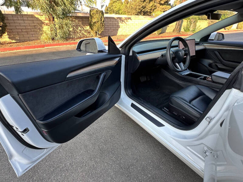 2022 Tesla Model 3 Base photo 11