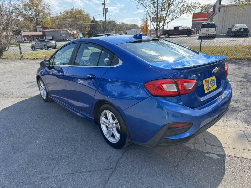 2018 Chevrolet Cruze LT Auto