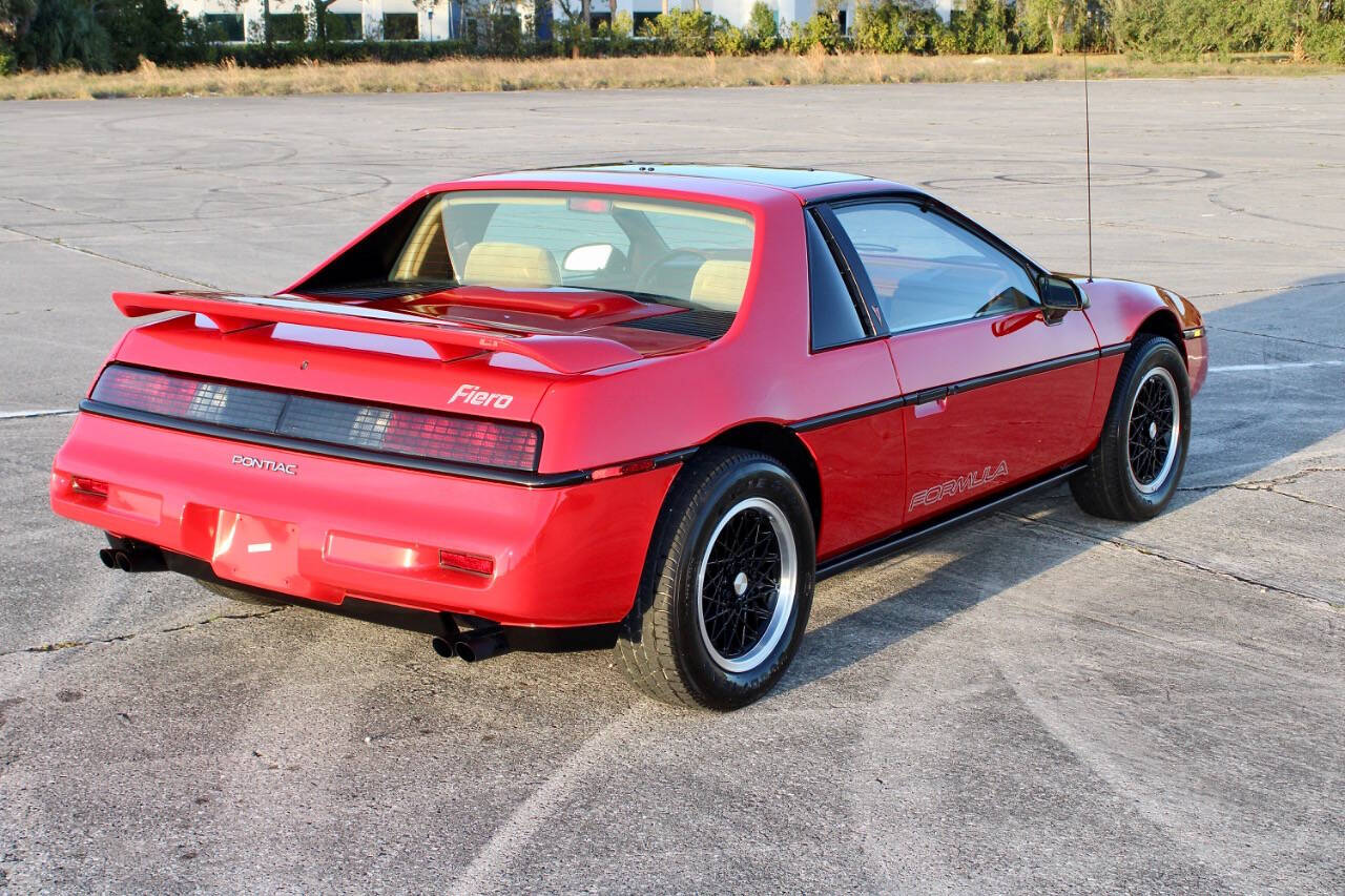 1988 Pontiac Fiero 8