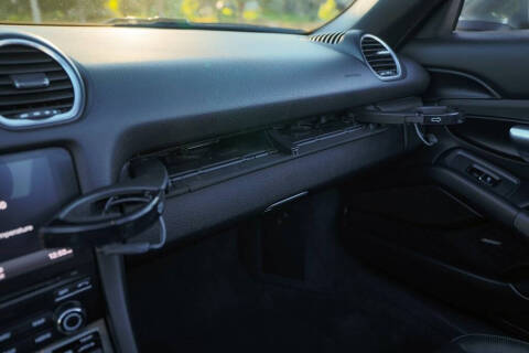 2021 Porsche 718 Boxster