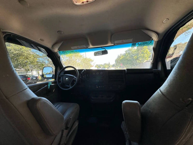 2020 Chevrolet Express 2500