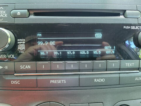 2012 Toyota Sienna LE 7-Passenger Auto Access Seat