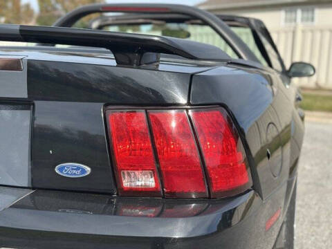 2003 Ford Mustang